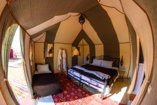 Hotel Asama Luxury Camp à Merzouga Extérieur photo