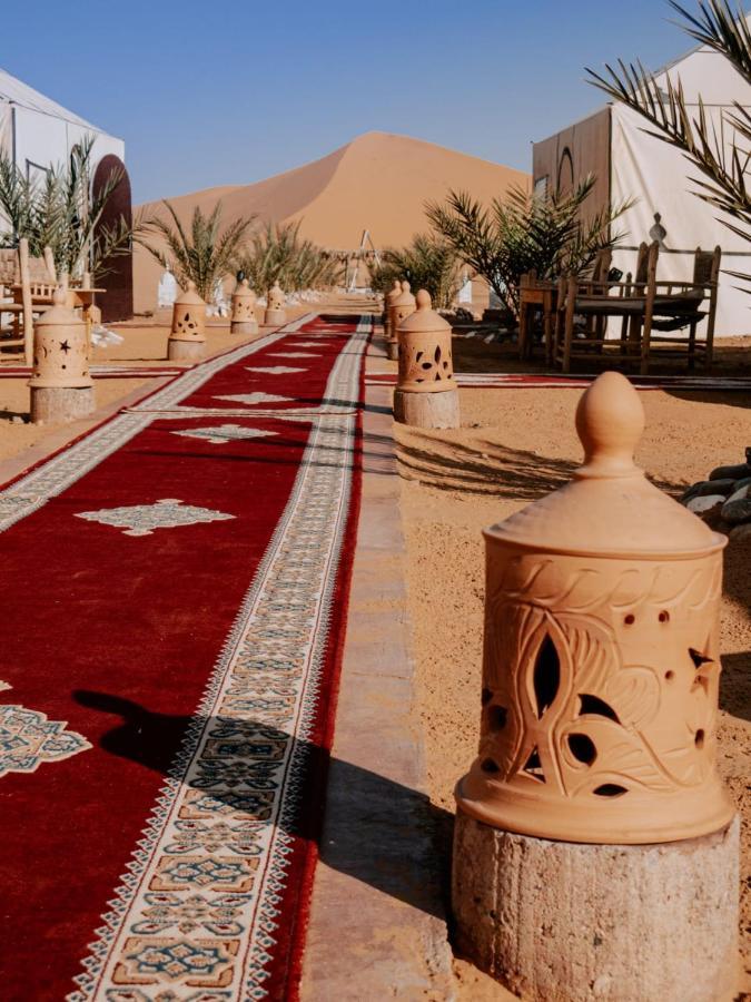 Hotel Asama Luxury Camp à Merzouga Extérieur photo